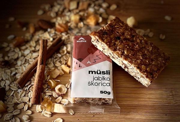 Müsli tyčinka s jablkami a škoricou MÜSLI JABLKO - ŠKORICA 50g