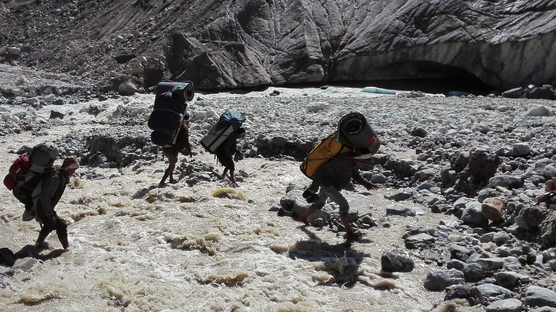 Brodenie pri ústi rieky Ganga