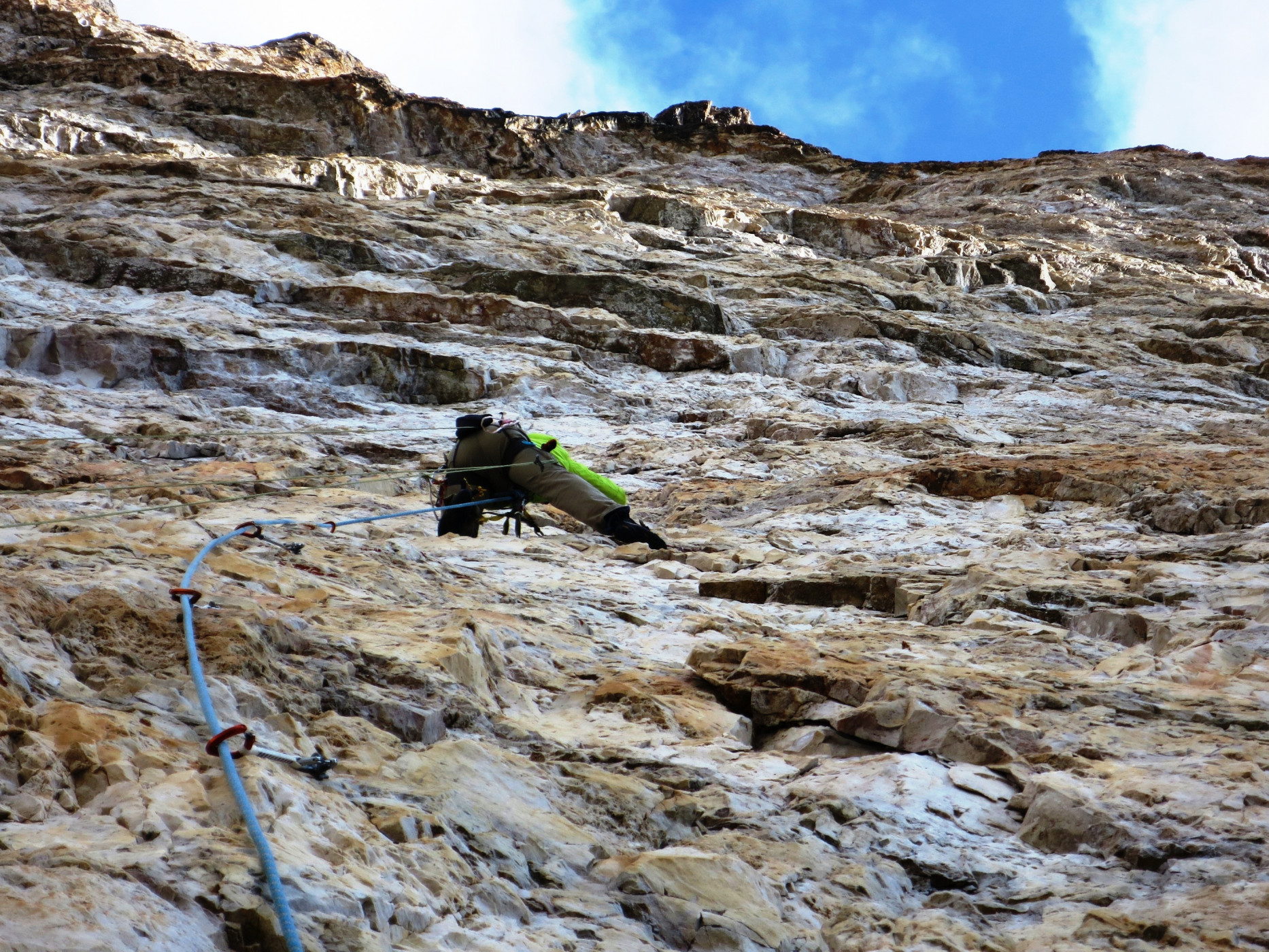 Filip Koman prvý krát visí v háčiku